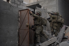 Nastavljaju se žestoke borbe u Kan Junisu