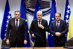 Danas sastanak HDZ BiH i Trojke: Ostaje li Dodik u koaliciji na državnom nivou?