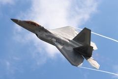 Amerikanci rasporedili borbene avione F-22 na Bliski istok s ciljem odvraćanja Irana