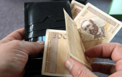 Prosječna plata u RS 978 KM: Najmanje zarade u građevinarstvu, najveće u finansijskim djelatnostima