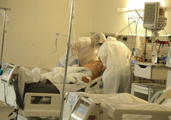 Za sedam dana 66 žrtava: Korona virus PUNI BOLNICE u Srpskoj, kliničke slike oboljelih sve teže