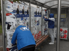 POTEZ ZA POHVALU Aktivisti Ujedinjene Srpske skidali svoje plakate