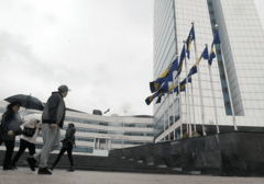 NEUSTAVNE ODLUKE USTAVNOG SUDA BiH Koga treba da štiti najviši zakonodavni akt