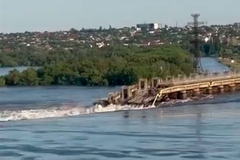 Kijev evakuiše civile zbog rušenja dijela brane, 80 naselja u opasnosti od poplava