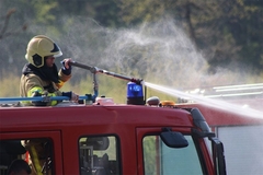 Zapalila kuću i pomoćne objekte, suprug zvao policiju