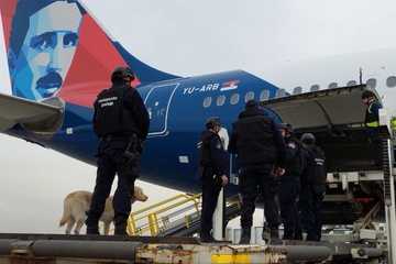 Treća lažna DOJAVA o bombi u avionu za Moskvu
