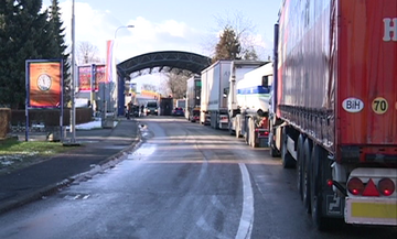 Prevoznici iz Srpske ne mogu preko granice zbog spornih licenci