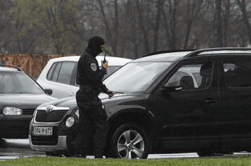 Pretresi na području Kantona Sarajevo: Uhapšena jedna osoba, pronađena droga i oružje