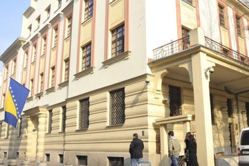 Pet osoba optuženo za upotrebu nelegalnih diploma u ustanovama KS