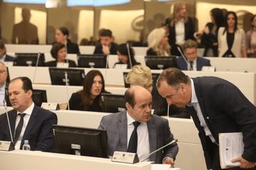 Direktna nabavka vakcina ili prenos nadležnosti: Kontroverzne izmjene Zakona o lijekovima BiH