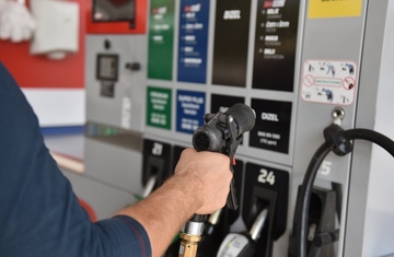 U Banjaluci gorivo premašilo tri KM