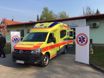 Djed automobilom pregazio unuka