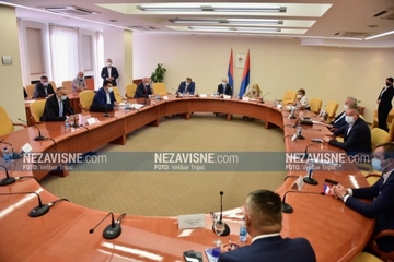 Srpski predstavnici neće učestvovati u radu i odlučivanju u institucijama BiH