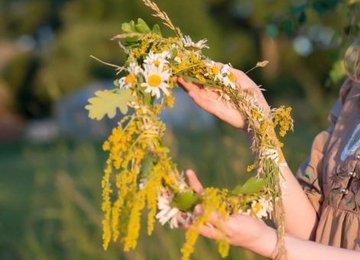 Sutra Ivanjdan - Dan trave ive