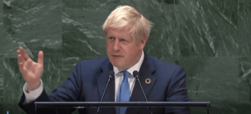 Premijer Velike Britanije se izvinio jer je tokom lockdown u Britaniji održana zabava u njegovom vrtu