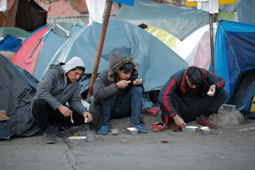 Delegati Doma naroda "presuđuju" opasnim migrantima