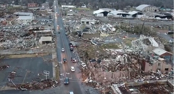 TRAGEDIJA U BH DIJASPORI /VIDEO/ U tornadu poginulo pet članova porodice porijeklom iz BiH, među njima i djeca