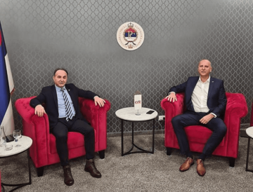 MOGUĆA SARADNJA DNS I SPS Ivić i Skoko razgovarali o aktivnostima u Narodnoj skupštini