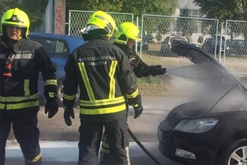 Zapalio se automobil u Banjaluci