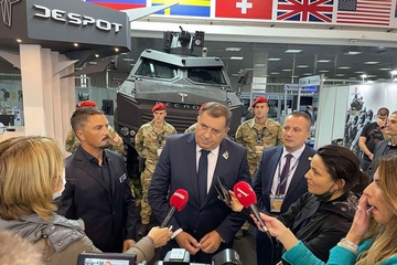 Dodik posjetio sajamski štand TRB-a, zavoda "Orao" i ruske firme "Rostek"