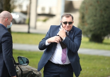 "Nemaju strukturu, pa im treba neka ambasada brojati glasove" Dodik odgovorio na tvrdnje opozicije da vlasti ne odgovaraju fer izbori