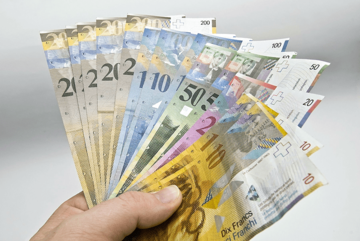 Ženeva uvodi minimalnu zaradu od 4.086 franaka