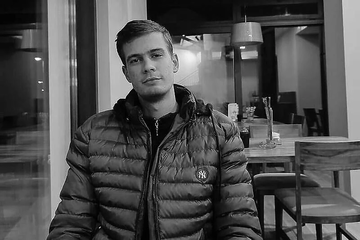 Preminuo Adnan Šemić, mladić koji je ujedinio vlast i opoziciju zbog "Adnanovog zakona"