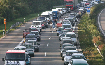 Muškarac pijan vozio 12 kilometara u suprotnom smjeru na autoputu