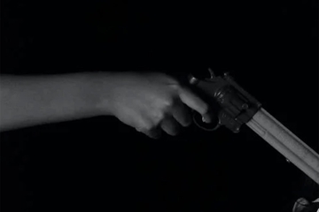 Optužena da je ubila strica sa kojim je bila u ljubavnoj vezi