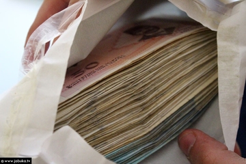 NOVAC STIŽE ZA 4 HOROSKOPSKA ZNAKA! Evo ko će se opariti!