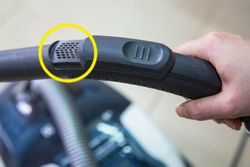 Svaki usisivač ima ove rupice na cijevi, evo čemu služe!