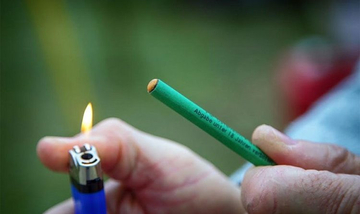 Maloljetniku zbog petarde amputiran prst