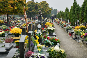 Vandali u Zagrebu otvarali grobnice pajserima: Tražili dragocjenosti