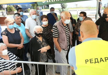 NEMA "SPUTNJIKA" Penzioneri u Banjaluci vraćeni sa revakcinacije