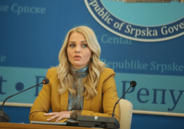 ZA NASTAVU BEZ OGRANIČENJA Trivić: U četvrtak počinje vakcinacija radnika u prosvjeti i kulturi