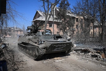 UŽIVO /VIDEO/ Nastavljaju se velike borbe; Uništeni avioni; Američkim obavještajcima preporučeno da ćute; Udar na Azovstal?Komandant Azova poslao poruku supruzi: "Držimo se"