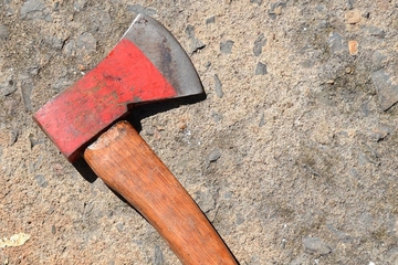 Ubio suprugu sjekirom i nožem, Šipovljaninu 15 godina robije