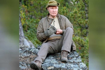 Vladimir Putin u obući proizvedenoj u Srpskoj