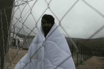 PROTEST GRAĐANA ISPRED KAMPA "BIRA" Savjet ministara poziva vlasti Unsko-sanskog kantona da poštuju važeću odluku