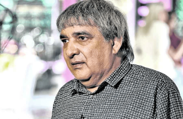 “PADAO SAM U NESVIJEST, GUBIO PAMĆENJE” Pjevač ispričao detalje borbe sa koronom