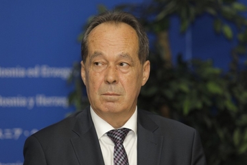 Tegeltijin zahtjev stigao u parlament BiH: O Podžićevoj smjeni 26. oktobra?