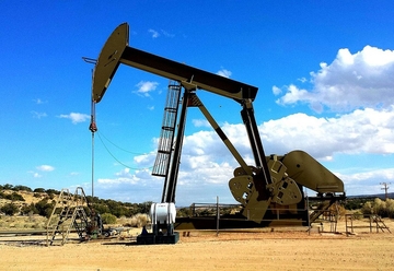 Dok cijene nafte i zlata rastu, akcije na globalnom tržištu padaju