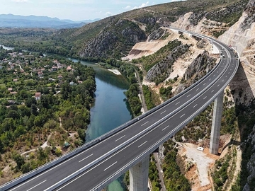 Objavljeno kako izgleda nova dionica autoputa i grandiozni most (VIDEO)
