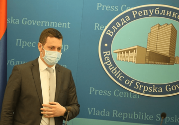 PRIORITET STARIJI I MEDICINARI Zeljković: Masovna vakcinacija počinje onog trenutka kada dobijemo 200.000 doza