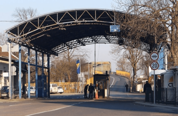 Da li će biti NOVIH PRAVILA: U ponedjeljak odluka o uslovima za ulazak stranaca u BiH