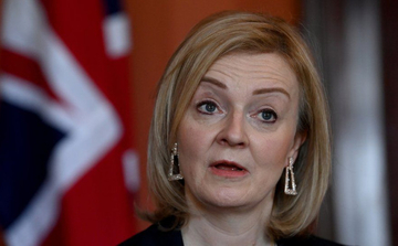 "Da li ste spremni da pritisnete nuklearno dugme?"; "Da"