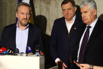 Dogovor o Izbornom zakonu daleko, lideri se ne mogu ni sastati