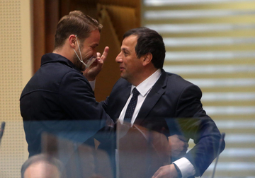 „Zaustavmo gašenje televizija, mrak i blokadu Skupštine“ Stanivuković uz Vukanovića na protestu u Banjaluci