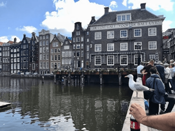 "Kanabis turizam" u Amsterdamu bliži se kraju: Inicijativa da se smanji broj posjetilaca
