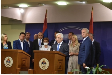 Privremeno finansiranje ruši krhko srpsko jedinstvo